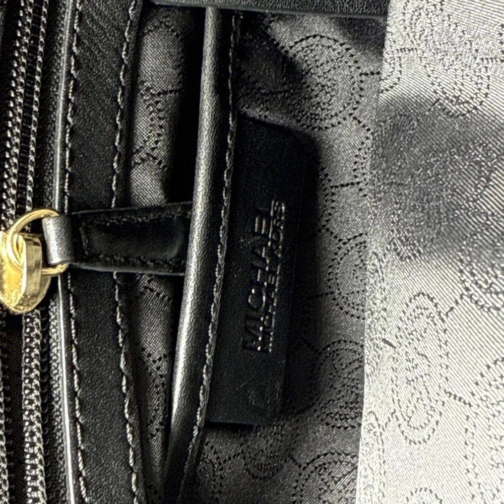 Michael Kors Jet Set Beige & Black Monogram Tote Bag - Picture 9 of 16